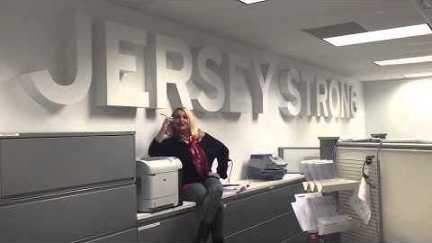 Listen to Me! Commitment vs. Interest