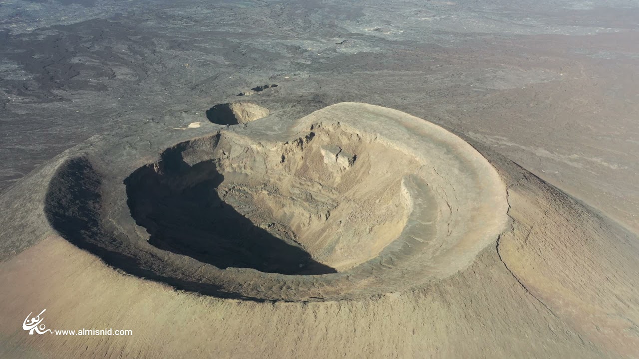بركان جبل الهيل في حرة كشب جنوب المهد شرق منطقة مكة، السعودية HD