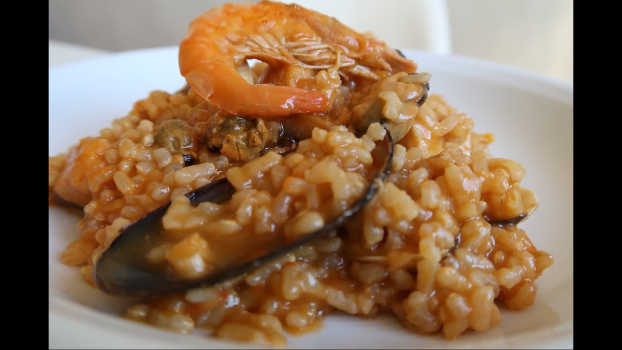 Paella en olla express, receta estrella