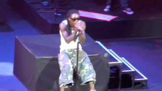Wayne Let The Beat Build