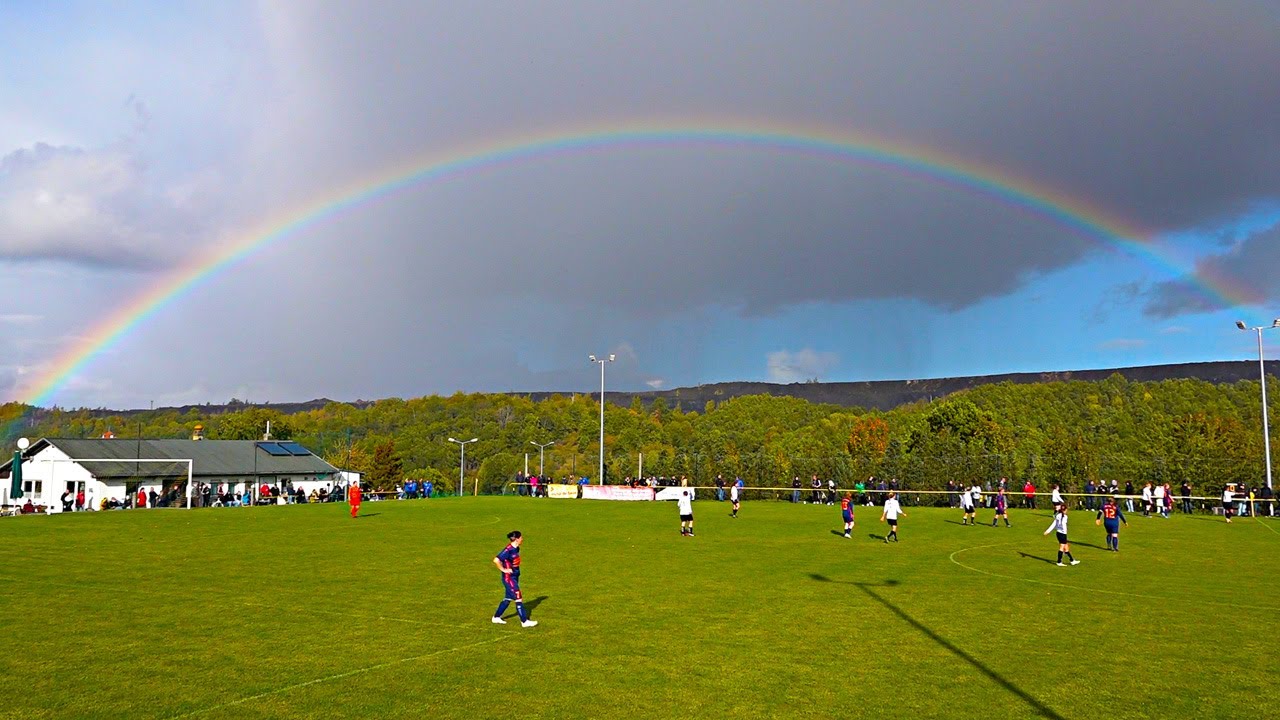 PUNKTum Landespokal Damen-Fußball: Hergisdorf gegen Allstedt