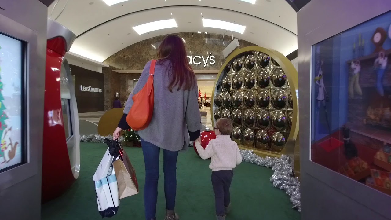 Santa Claus & Holiday Shopping at Westfield Garden State Plaza - YouTube