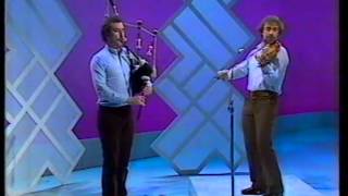 Scottish fiddle and bagpipes : Aly Bain and Allan MacDonald