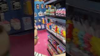 We 💕 love the ice cream shop!