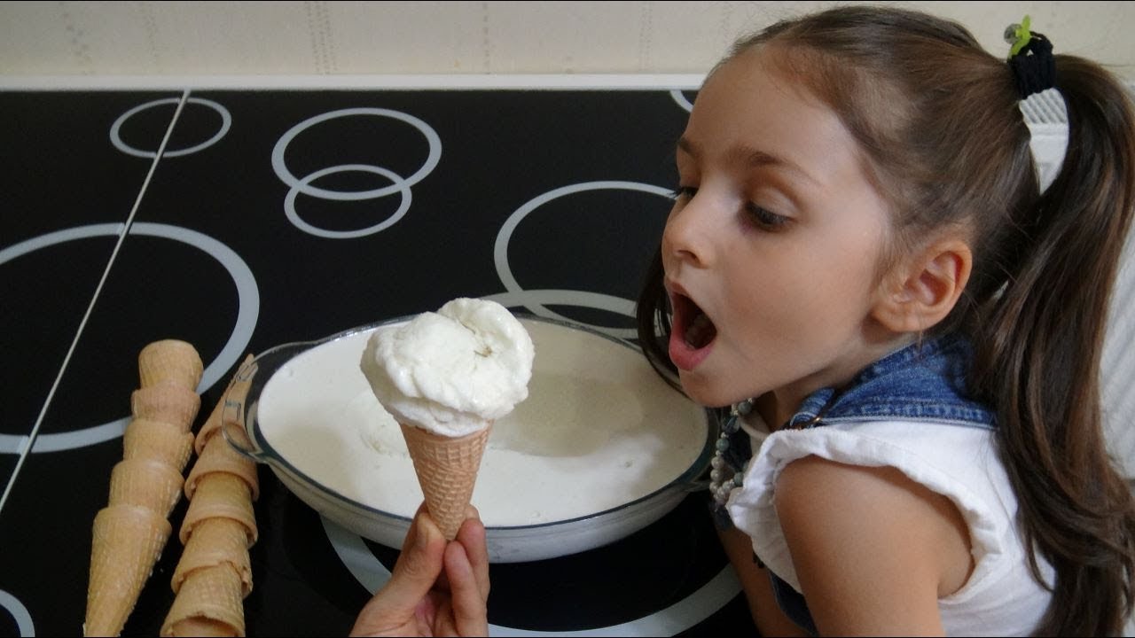 Evde Sütlü Dondurma | Tam Ölçü Tüm Püf Noktaları Anlatıldı