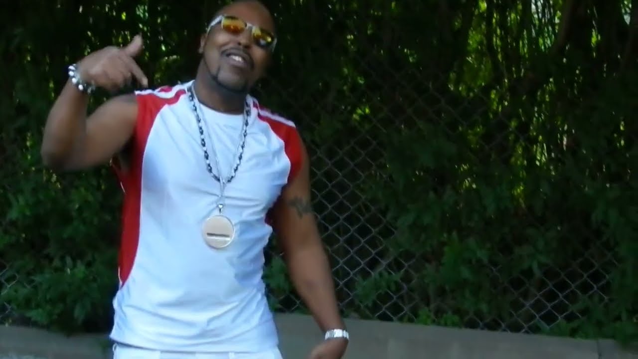 Obejrzyj ULTIMATE - RNA (Music Video) w YouTube Obejrzyj ULTIMATE - RNA (Music Video) w YouTube