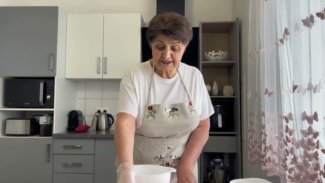 Հայկական գաթա մածունով Гата Армянский.