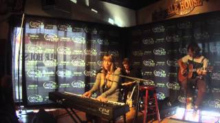Star 99.9 Acoustic Sessions with Colbie Caillat - "Try"