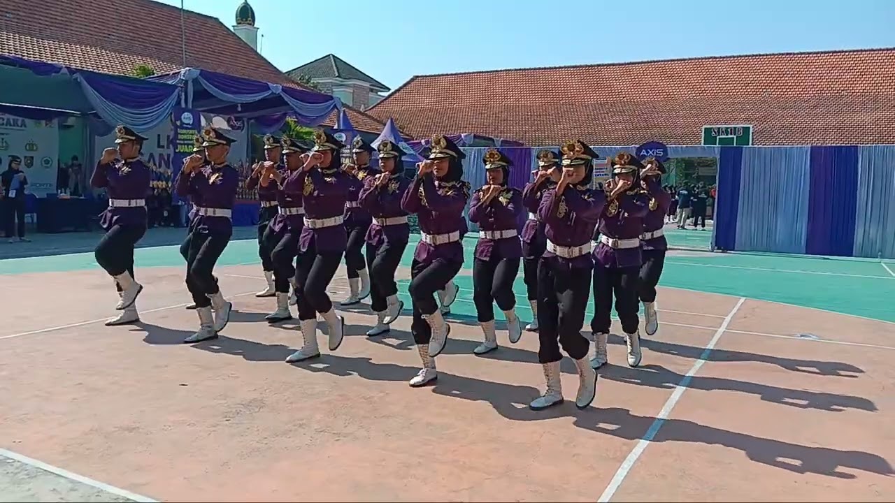 PENAMPILAN VARFOR PURNA SBS DI LKBB SANCAKA SMKN 1 BUDURAN