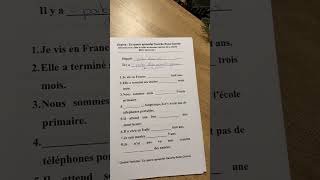1h d'exercice de français : le, la, les ; que x qui ; il y a x depuis ; à la, au, aux ; fais, fait..