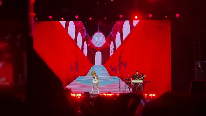 Sabrina Carpenter - Read your Mind & Feather (LIVE @ We The Fest 2023) [iPhone 14 HQ Audio + Video]