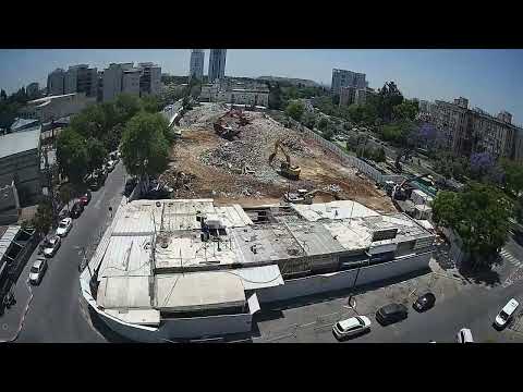 צילומי הריסת בניינים ישנים- פרויקט אאורה רמת חן החדשה