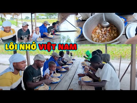 Lôi Bảo Mỗi Lần Ăn Món Các Chú Nấu, Lôi Thấy Nhớ Việt Nam.