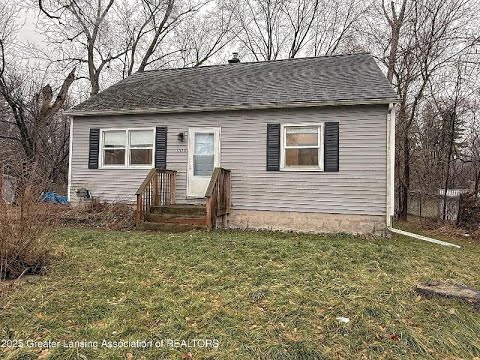 1319 Hillcrest Street, Lansing, MI home video tour