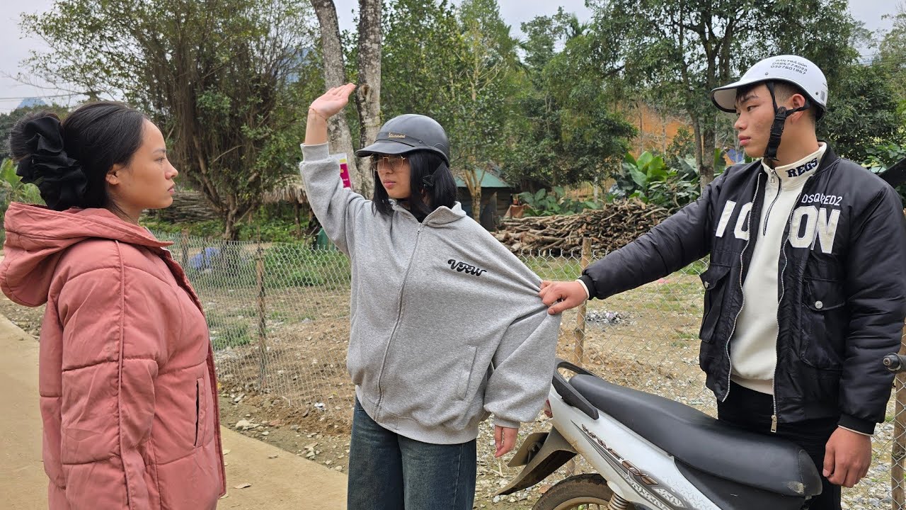 Lien knows that Quynh have harmed her Tien are searching for evidence to bring them to justice