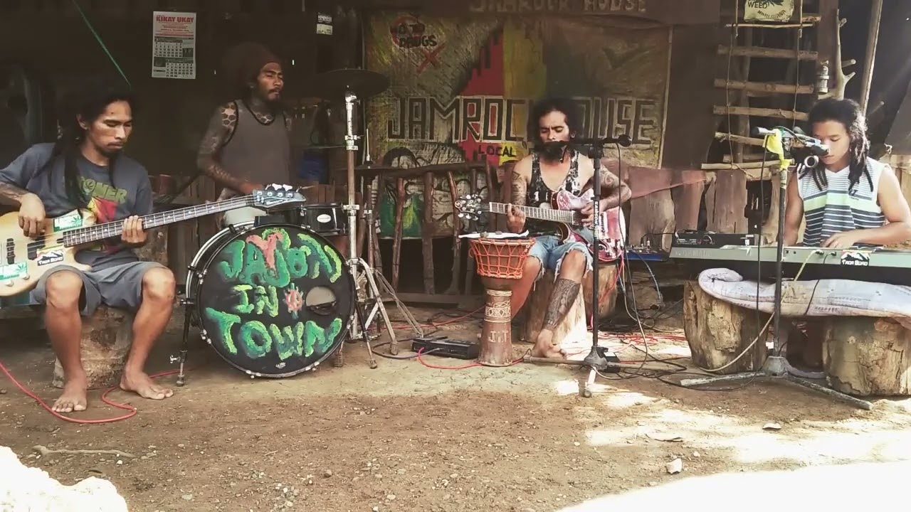 Ten thousand reasons - Jayson in town Official Video