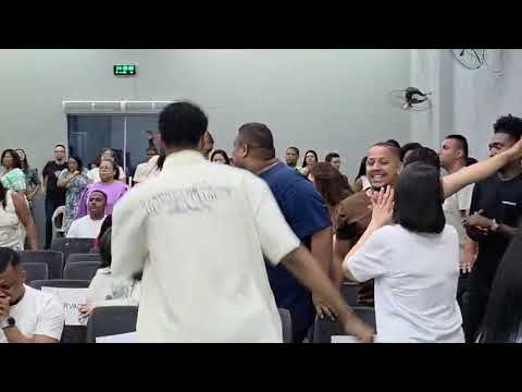 PR MICHEL ROBERT| DEUS DEU UMA LETRA DIFERENTE NO MEIO DO CULTO😱❤️‍🔥
