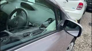 TOYOTA VITZ 2010