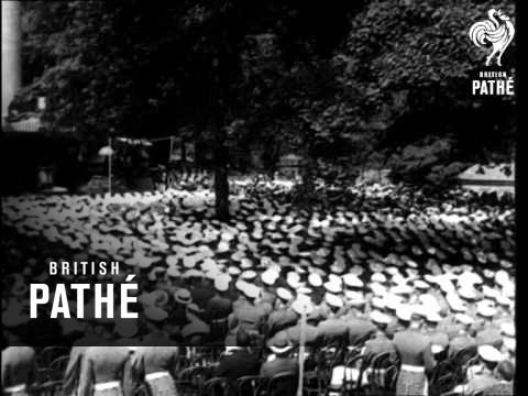 A Tribute To Macarthur (1942)