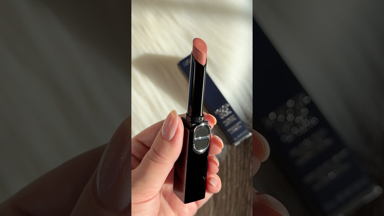 Dior Rouge On Stage 120 Iconic Rose Shine Lipstick swatch💄 