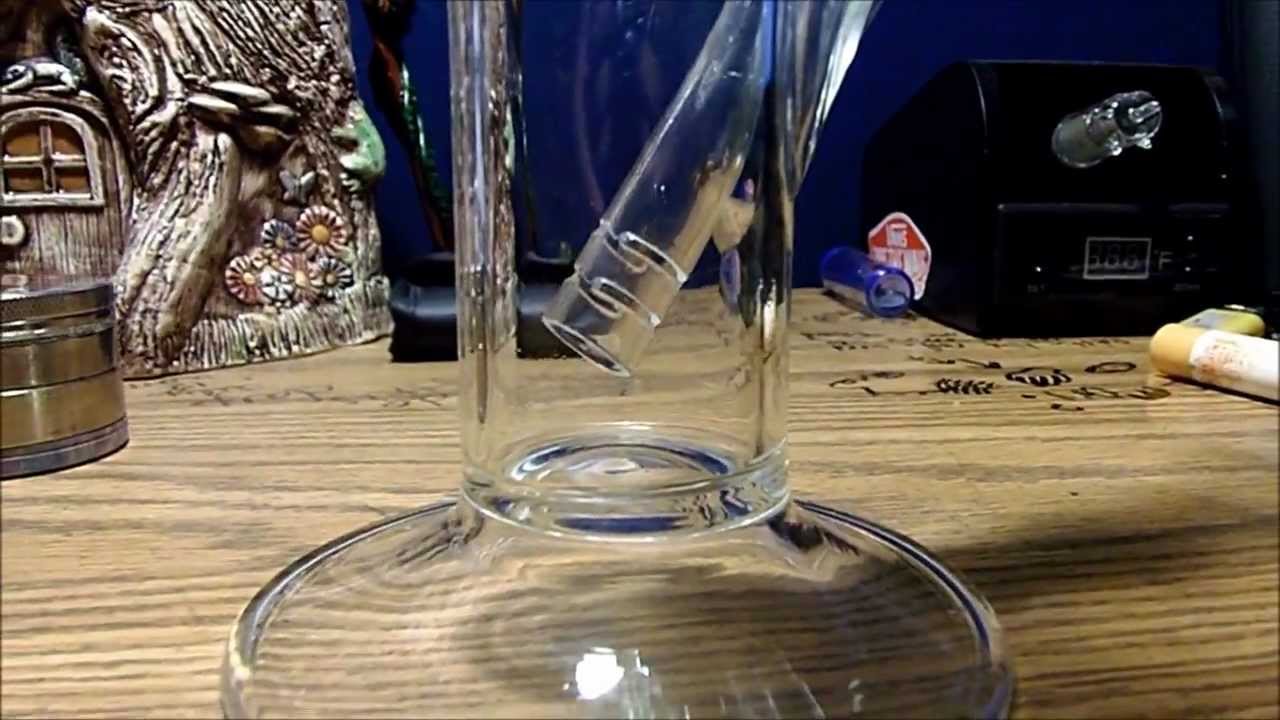 Bong rips from BOOM Felazi and Helix