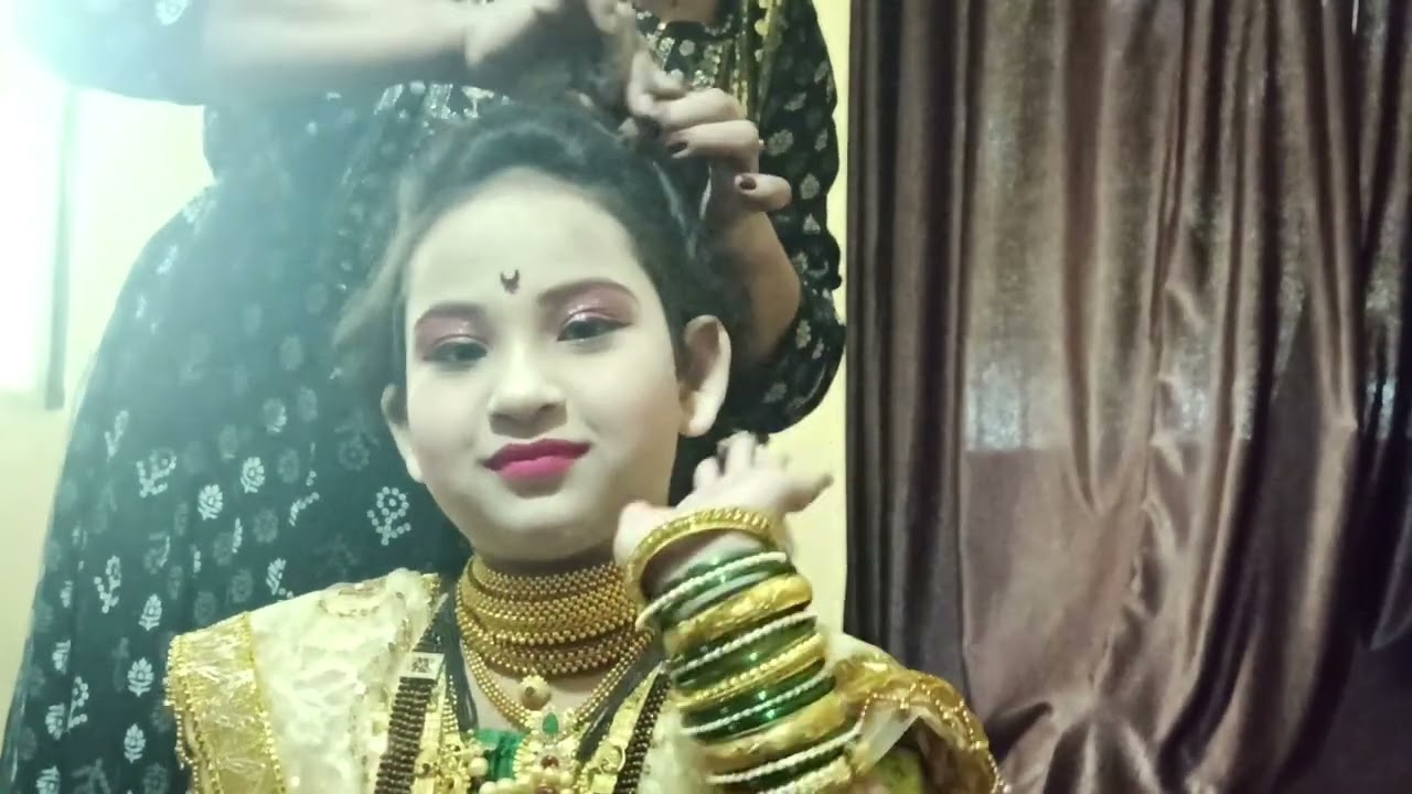 Savi's Makeup At Home