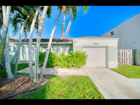 9818 SW 221st St, Cutler Bay, FL home video tour