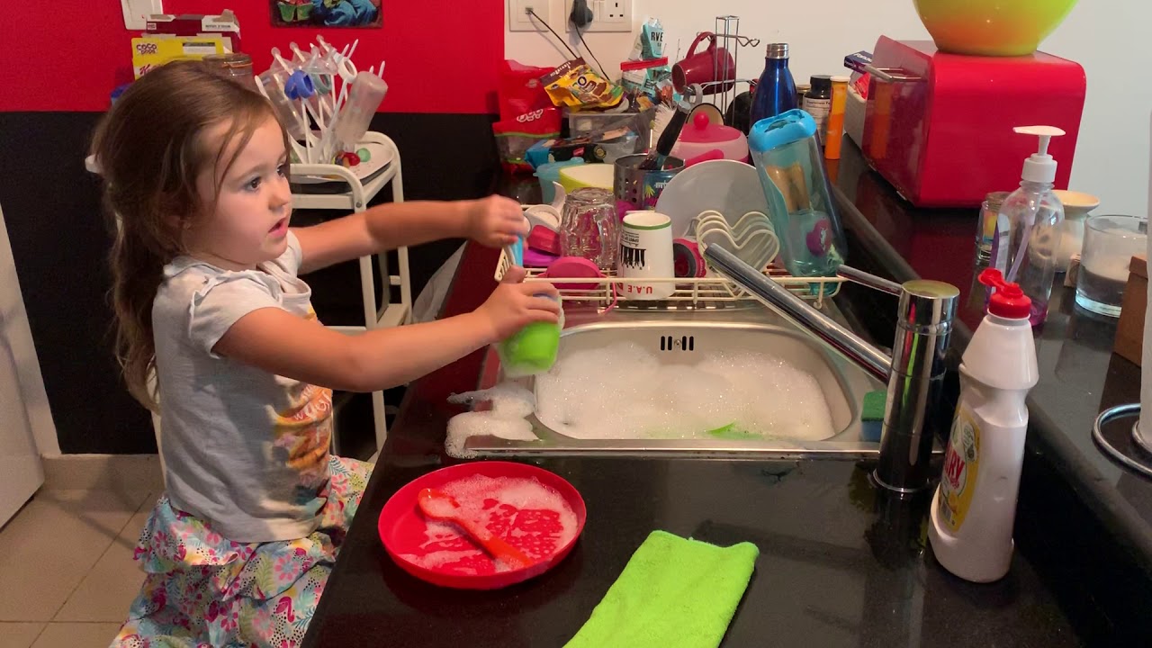 I TEACH MY CHILD | Washing The Dishes - YouTube