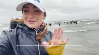 Milford PD, community takes polar plunge for fallen Bristol police officers