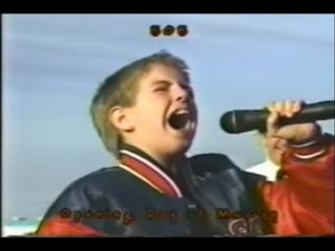 ThinJen Sings National Anthem
