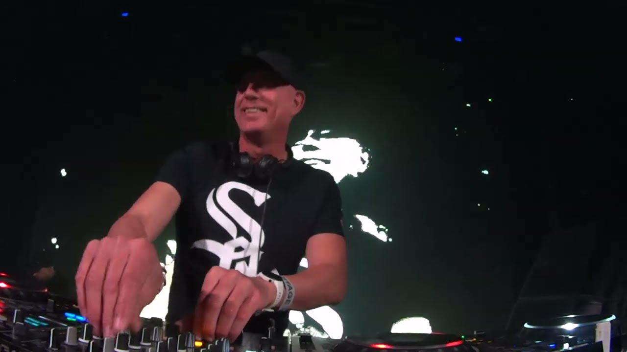 DJ KILLER - NATURAL UNIVERSAL BREAKS - INDUSTRIAL COPERA  - SALA ACTUAL