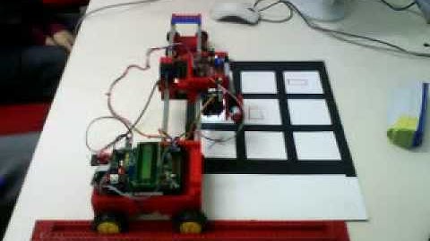 Tic Tac Toe Playing Robot
