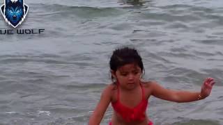 Shark attacking a kid - sister screenshot 4