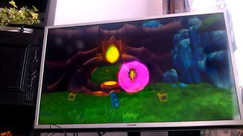 Jak and Daxter: The Precursor Legacy - Precursor Basin On Foot (Part 3)