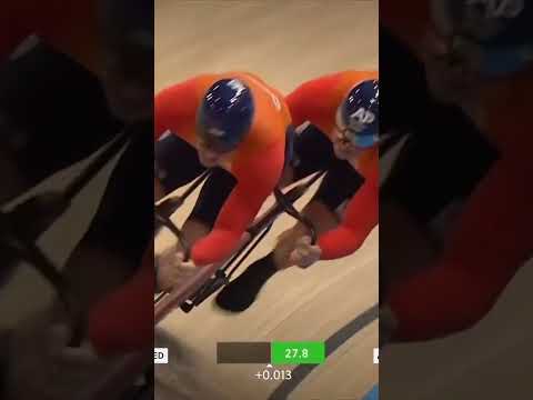 PHENOMENAL! 🔥The Australians put the Dutch under pressure in the Men’s Team Sprint Final! 👀