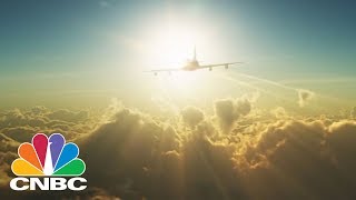 China Eastern Airbus A330 Returns To Airport With Hole In Engine | CNBC