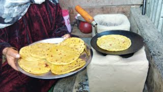 Makki ki roti 💓 Kashmiri wazwan #subscribe #makkikirotirecipe #likecommentshare 