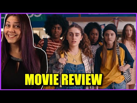 Bottoms Movie Review: Pushes The Envelope (IN A GOOD WAY!)