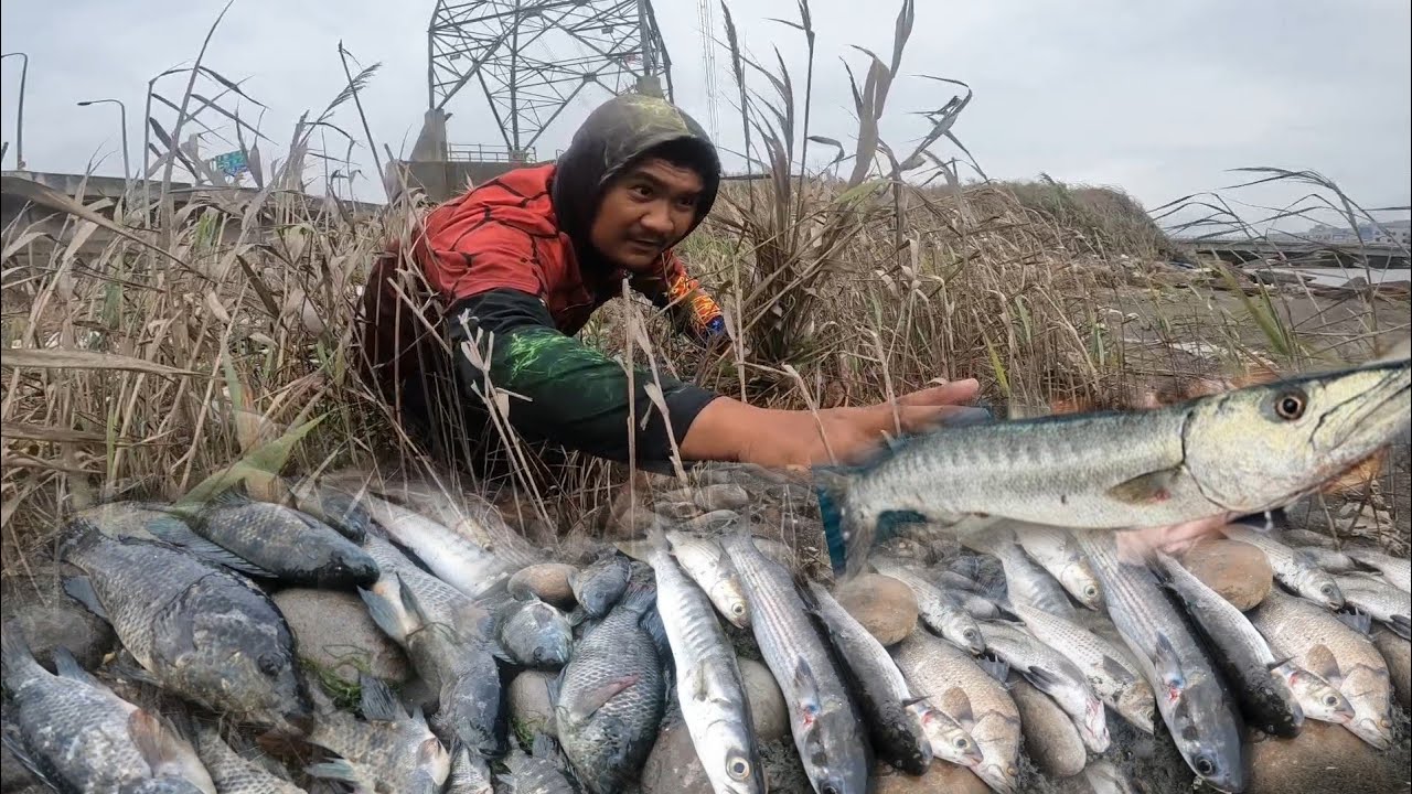 Grupo Grupo Biglaan Ko Nahuli+Ngunit Pag Angat Ko iBa Ang Laman 