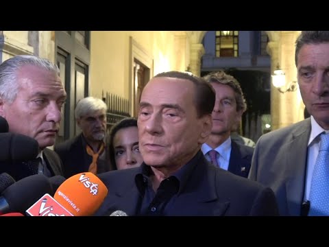 Governo, Berlusconi: "Reddito di cittadinanza sarà solo un gran buco nero"