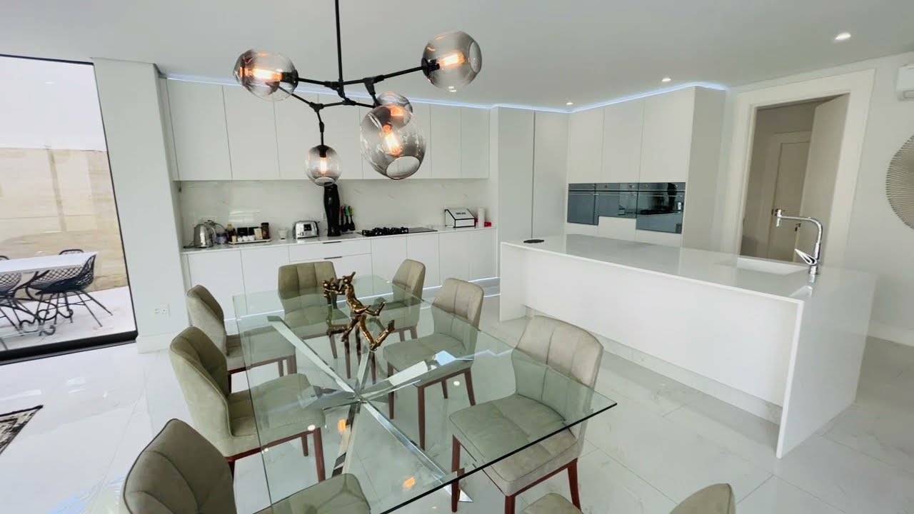 3 Bellissimo Sandown, Sandton.