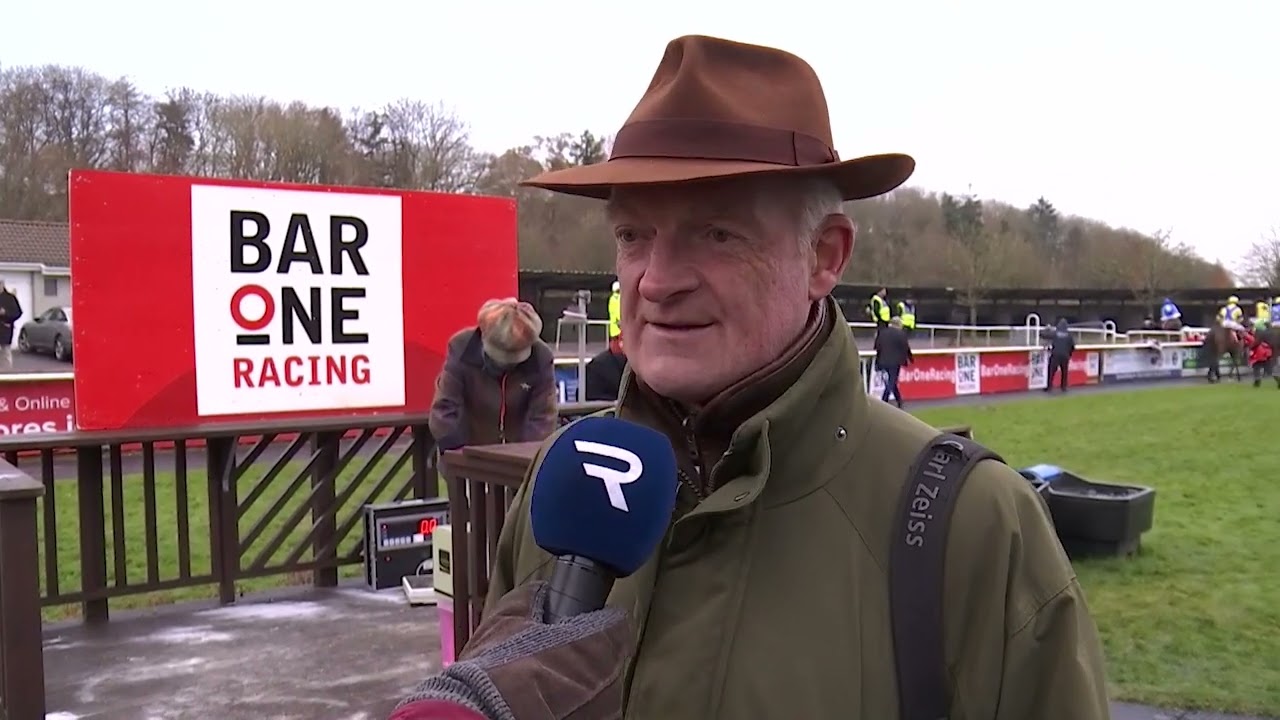 Champion Chase hero ENERGUMENE romps home on his return - Racing TV