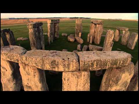 Video: Astvia Znovu Vytvoří Stonehenge - Alternativní Pohled