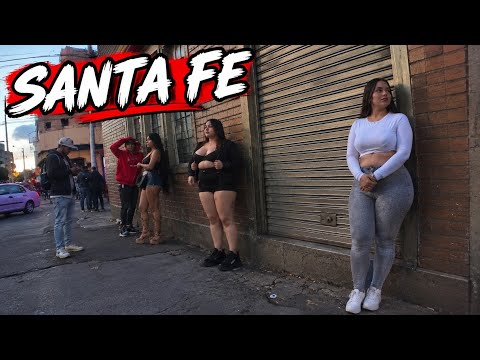 Bogotá Santa Fe a Pie | Recorrido por Calles, Fachadas y Comercio