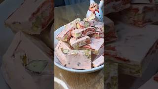 Нуга из маршмеллоу с орехами и клубникой 🍓🍧🥜🍡🍥 #рецепты