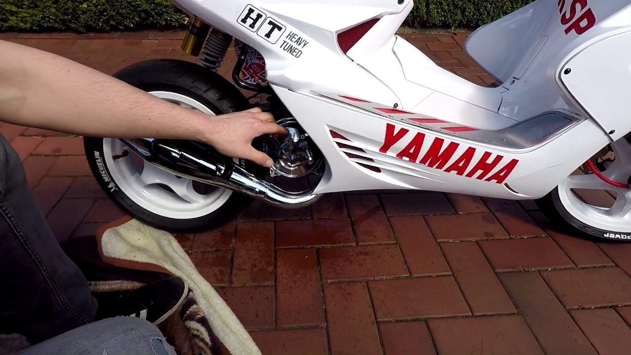 Schlauch Verbindung vom Kühler zum Kühlwasserbehälter für Yamaha Aerox 50 2T Schlauch Verbindung vom Kühler zum Kühlwasserbehälter für Yamaha Aerox 50 2T