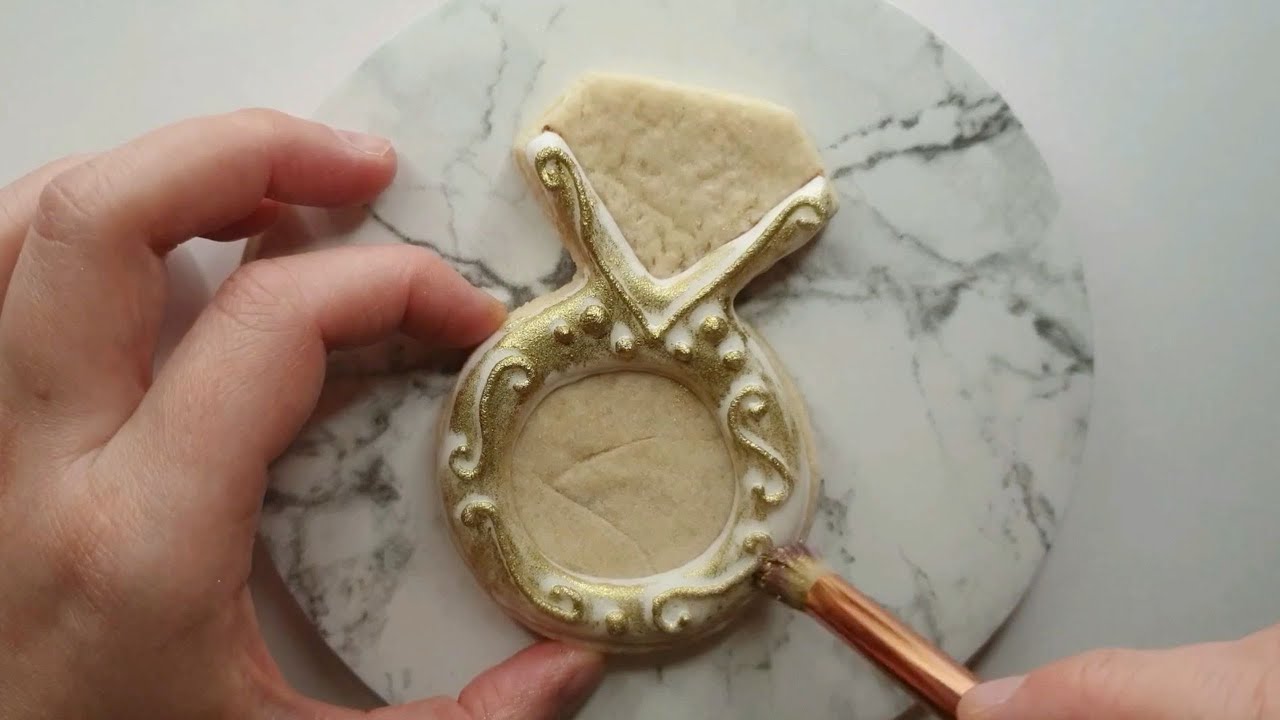 How to make ENGAGEMENT RING COOKIES with royal icing | tutorial - YouTube