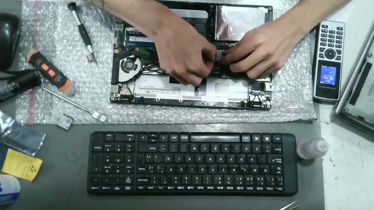 Lenovo ThinkPad X240da zaryad olmaydi? Biz shunday tuzatamiz