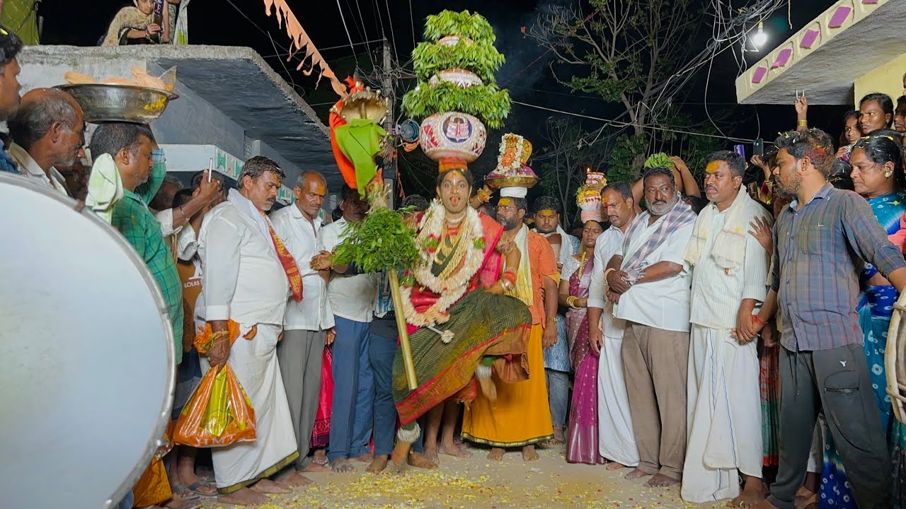 Rakesh Bonam Anna Makkarajpet Yellamma Bonalu 2023 | Rakesh Bonam New Dance at Bonalu 2023 Telangana