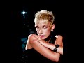 AI Cover Annie Lennox Bette Midler Waterfalls